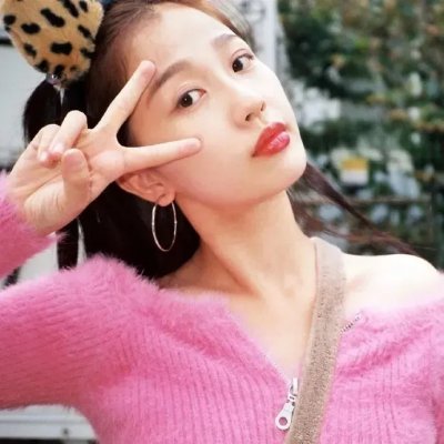杀手妻子的保镖 封面